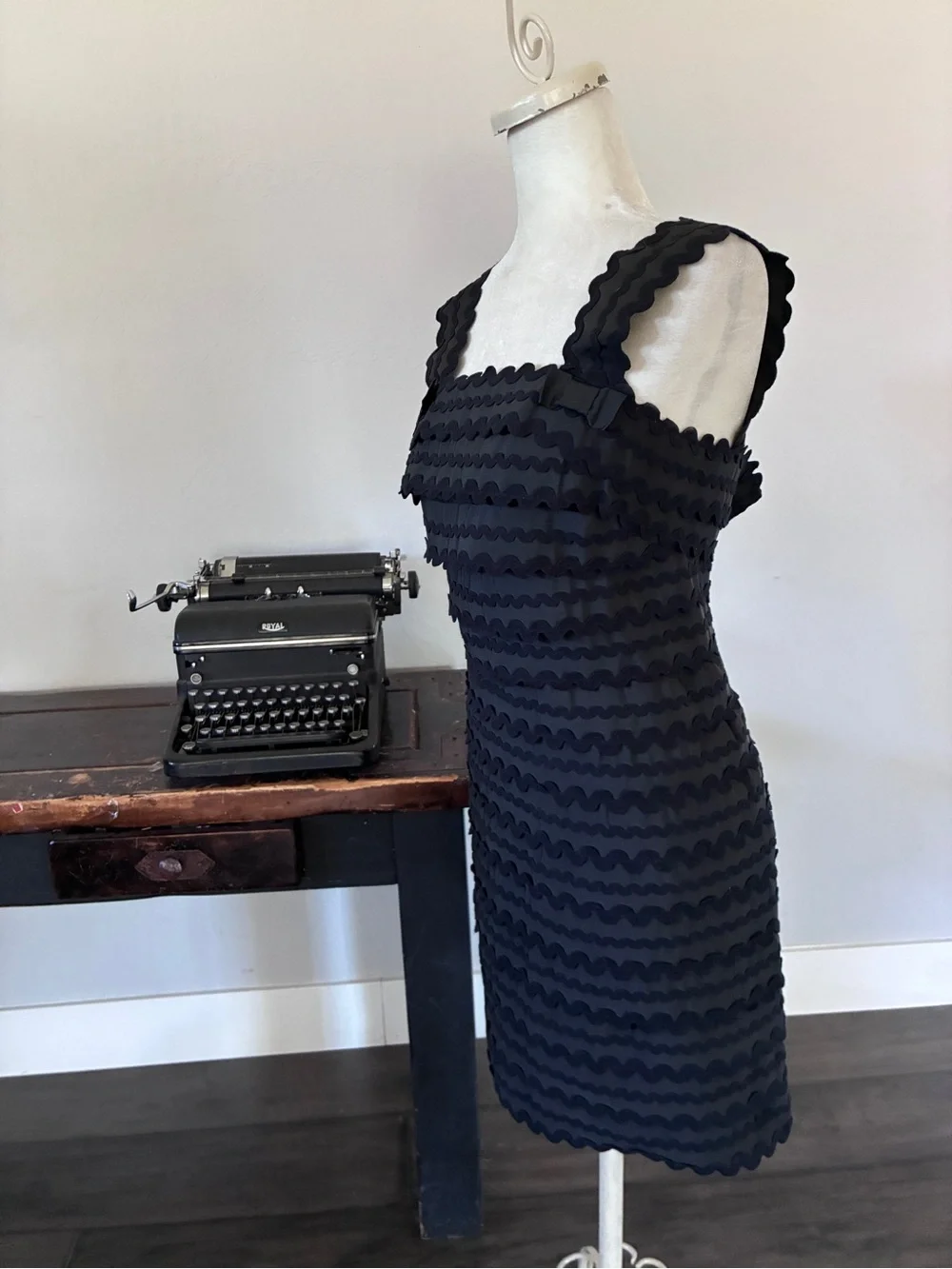 French Connection Racy Ric Rac Strappy Black Mini Dress - Size 2 - Picture 6 of 13